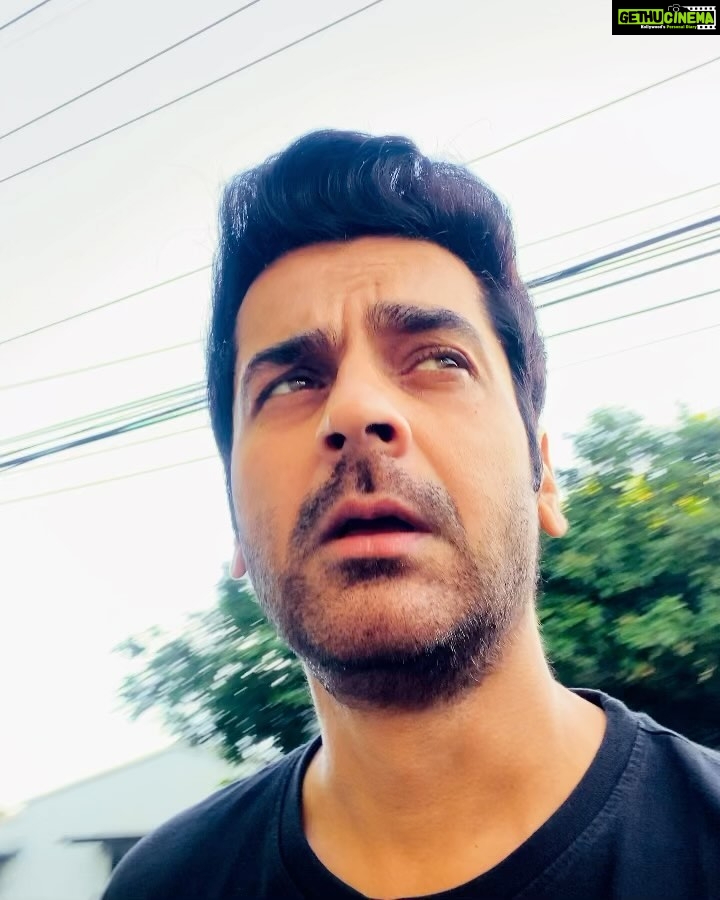 Arjan Bajwa Instagram - Early mrng shoots be like…… . . . . . #arjanbajwa #bollywood #actor #actorslife #travelphotography #entertainment #showtime #shooting #film #movie #celebration #earlymorning #coffeelover #viral #mood #vibes #reels #reelsindia #reelsinstagram Taipei, Taiwan