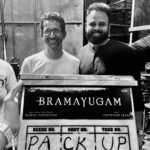Arjun Ashokan Instagram - Paaackkk uuupppp.!!!!!!! ❤️‍🔥 Bramayugam ! #Bramayugam starring @mammootty #Mammootty Written & Directed by @rahul_madking Produced By @chakdyn @sash041075 Banner @allnightshifts @studiosynot @Arjun_ashokan @sidharthbharathan @amaldaliz @shehnadjalal @christo_xavier_ @shafique_mohamed_ali @dramakrishnan @ronexxavier4103 @damakeuplab @jayadevan_chakkadath @aesthetic_kunjamma @rajakrishnan_mr @Navin_murali @nithinnarayan @Harikrishnan_p_s @rangraysmedia @nair.abhilash @threedotsfilmstudio @victor_prabaharan @george.mammootty @vichu_369 @sureshchandraaoffl @prosabari_17 @venugopalpro #NightShiftStudios
