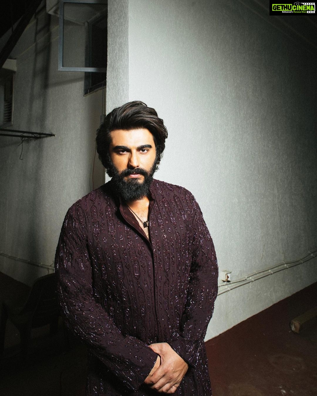 Arjun Kapoor Instagram - In @manishmalhotra05 for @manishmalhotra05 at @manishmalhotra05 😎❤️🔥