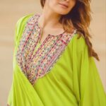 Arti Singh Instagram - True love stories never hv endings 😇 Wearing @tul_palav Photo by @iam_kunalverma