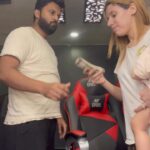 Arun Mashettey Instagram - Paisa Hai toh Tu kaisa Hai 🤨 Disclaimer: It’s just funny videos . . . . . . #Arun #Hyderabadi #Funnyvideos #reelsinstagram #reels #memes4ever #memedailys #funnymemes #Hyderabad #Arunbhai #Arunbhaibolthe #Achanakbayanakgaming #achanakbayanak #Hyderabadicomedy #funnymoments #savagereplies #viralpost #explorememepage #reelsdaily #funny #couple #bhabhi #Arunbhaibolthe #viral #trending #couplefunny #omegle #kannada #karnataka