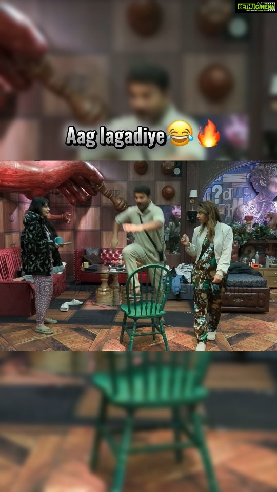 Arun Mashettey Instagram - Mai udnaa chahti huu 😂🤣 @colorstv @officialjiocinema @beingsalmankhan . . #Arun #ArunBhai #ArunBhaiBoltey #ArunSrikanthMashettey #BBS17 #BiggBoss17 #Hyderabadi #Funnyvideos #reelsinstagram #reels #memes4ever #funnymemes #Hyderabad #Achanakbayanakgaming #ArunIsTheBoss