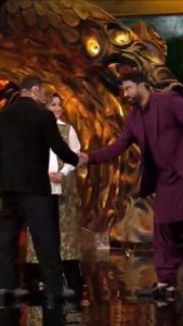 Arun Mashettey Instagram - Tabhai maccha denge. Full on entertainment hoga, enjoy karo! ♥️

Har jagah #Arunbhai dikhna chahiye 💪🔥

@colorstv @officialjiocinema @beingsalmankhan
.
.

#Arun #ArunBhai #ArunSrikanthMashettey  #BBS17 #BiggBoss17 #Hyderabadi #Funnyvideos #reelsinstagram #reels #memes4ever #funnymemes #Hyderabad  #Achanakbayanakgaming
 #Hyderabadicomedy #funnymoments #savagereplies #viralpost #reelsdaily #funny  #Arunbhaibolthe #viral #trending #omegele #bgmi #freefire #gaming
