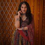 Arya Instagram - Ek shor hai muhjmein Jo kaafi khamosh hain 🫥😇 Costume @byhand.in MUA @sajithandsujith Styling @sabarinathk_ Jewelry @goodwillcollectionskerala Photography @plan.b.actions Studio @maxxocreative Art @silvester_attractte