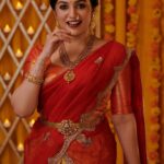 Arya Instagram - 🌼 NAVRATRI 2023 🌼 NAVRATRI LOOK BOOK .. # 8 🌟 NEW PRODUCT DROP🌟 Introducing our newest addition at kanchivaram.in – Pure Kanchipuram Dhavani Sets! 🎉 Your requests have been heard, and we’re thrilled to bring you these exquisite, traditional creations. Dive into the timeless elegance of Kanchipuram silk with our latest collection. Dhavani set @kanchivaram.in styling @sabarinathk_ MUA & Hair @sajithandsujith Videography and editing @plan.b.actions @jibinartist Jewelry @ttdevassy Art & Decor @silvester_attractte Studio @maxxocreative Videography asst by @dayonphotos #navratrispecial #navratri #navratri2023 #navratrireels #navratrioutfit #festivevibes #fashionreels #dressup #makeup #makeupreels #festivereel #navratricollection #festival #indianfestival #dance #garba #garbanight # aryabadai #fashionista #influencer #cochin #kerala