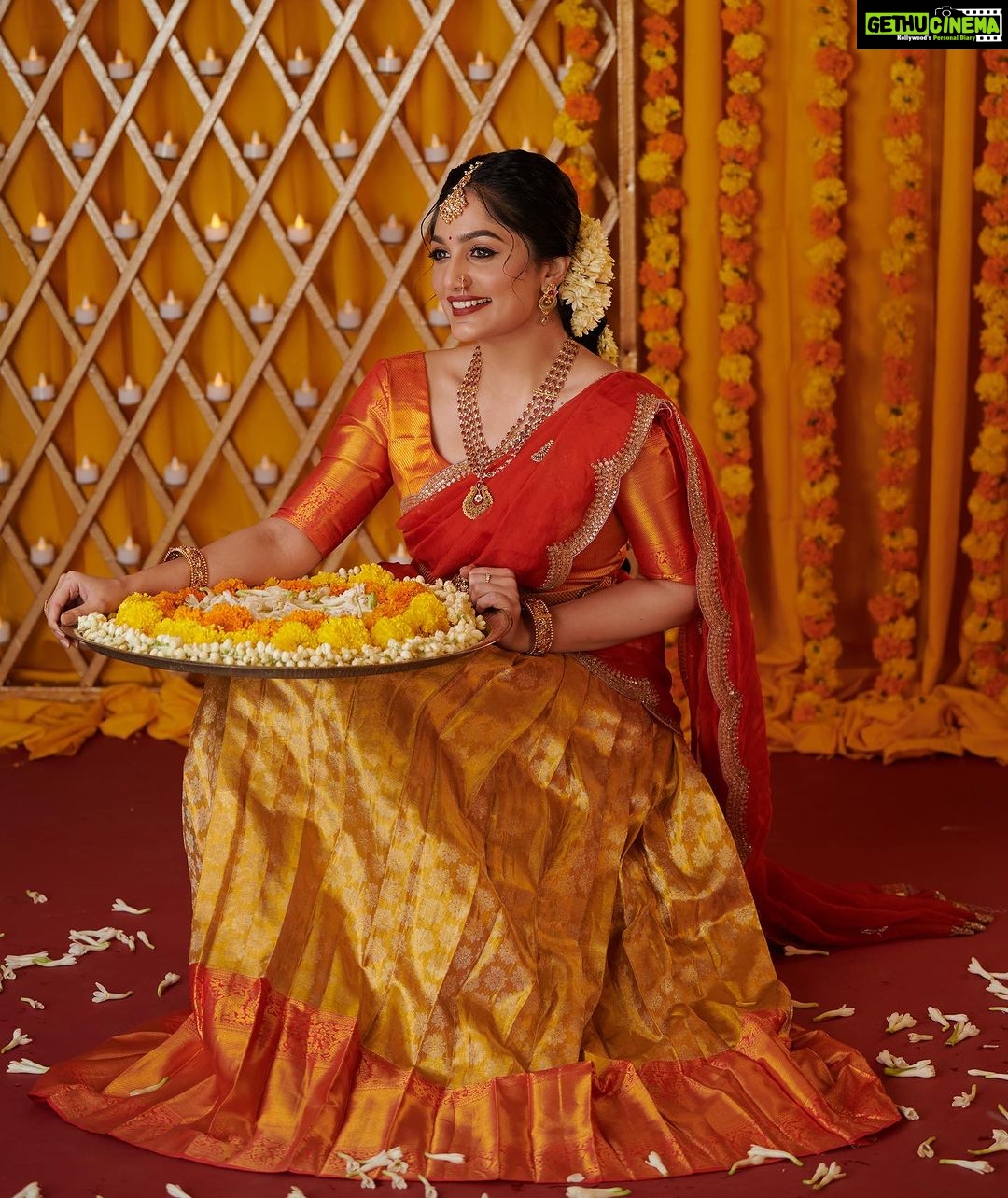Arya Instagram - VIJAYADASHAMI 2023 🌟🌸 Dhavani @kanchivaram.in Mua @sajithandsujith Styling @sabarinathk_ Jewelry @ttdevassy Photography @plan.b.actions Art @silvester_attractte Studio @maxxocreative Photography asst @dayonphotos #festivewear #festiveseason #navratri #vijayadashami #2023 #dressup #makeup #tradition #ethnicwear #fashioninspo
