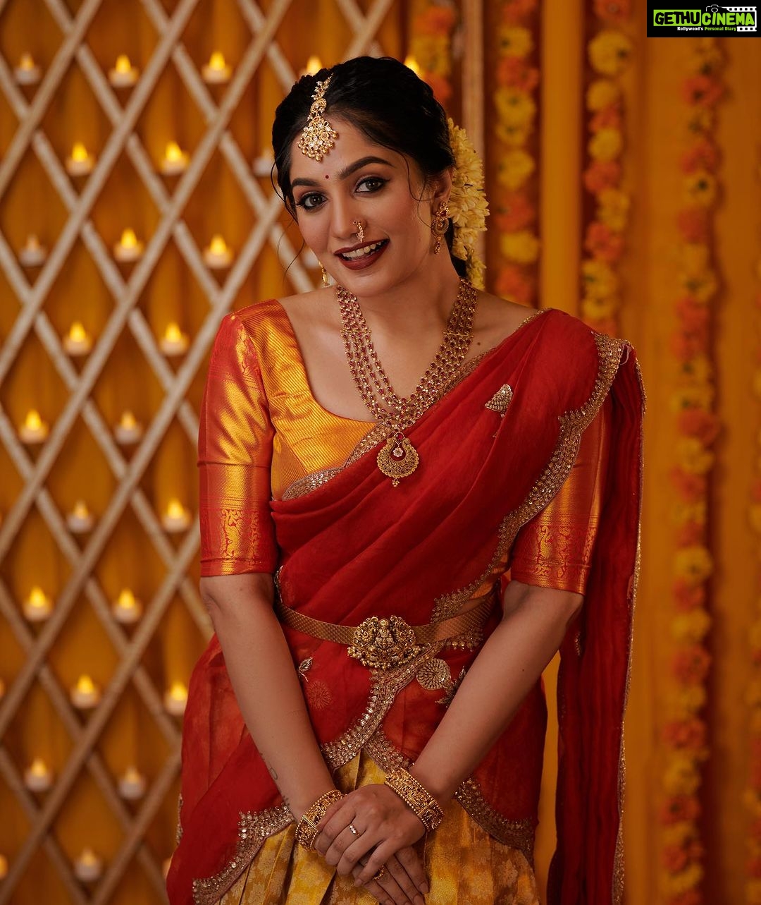 Arya Instagram - VIJAYADASHAMI 2023 🌟🌸 Dhavani @kanchivaram.in Mua @sajithandsujith Styling @sabarinathk_ Jewelry @ttdevassy Photography @plan.b.actions Art @silvester_attractte Studio @maxxocreative Photography asst @dayonphotos #festivewear #festiveseason #navratri #vijayadashami #2023 #dressup #makeup #tradition #ethnicwear #fashioninspo