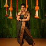 Arya Instagram - 🌼 NAVRATRI 2023 🌼 NAVRATRI LOOK BOOK .. # 2 AKHAND JYOTHI 🔥🌻 Costume & styling @sabarinathk_ Draped by @draping_damini MUA & Hair @shoshank_makeup Photography and editing @plan.b.actions @jibinartist Jewelry @goodwillcollectionskerala Art & Decor @silvester_attractte Studio @maxxocreative Photography asst by @dayonphotos #navratrispecial #navratri #navratri2023 #navratrireels #navratrioutfit #festivevibes #fashionreels #dressup #makeup #makeupreels #festivereel #navratricollection #festival #indianfestival #dance #garba #garbanight #aryabadai #fashionista #influencer #cochin #kerala