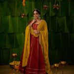 Arya Instagram - 🌼 NAVRATRI 2023 🌼 NAVRATRI LOOK BOOK .. # 1 NAV CHETANA … 🌻 Costume & styling @sabarinathk_ MUA & Hair @shoshank_makeup Photography @plan.b.actions @jibinartist Jewelry @goodwillcollectionskerala Art & Decor @silvester_attractte Studio @maxxocreative Videography asst by @dayonphotos #navratrispecial #navratri #navratri2023 #navratrireels #navratrioutfit #festivevibes #fashionreels #dressup #makeup #makeupreels #festivereel #navratricollection #festival #indianfestival #dance #garba #garbanight #aryabadai #fashionista #influencer #cochin #kerala