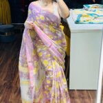 Arya Instagram - For the love of drapes … 😍 Saree @kanchivaram.in #sareecollection #sareeaddict #sixyardsofelegance #dressup #makeup #fashiongram Kochi, India
