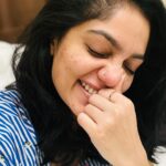 Arya Instagram - Had to had to haaaadddd to hope of the Wooooooowwww trend!!!! This trend is JUST LOOKING LIKE A WOW 🤪🤣 #insta #trend #wow #justlookinglikeawow #goingwiththetrend