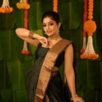 Arya Instagram - 🌼 NAVRATRI 2023 🌼 NAVRATRI LOOK BOOK .. # 2 AKHAND JYOTHI 🔥🌻 Costume & styling @sabarinathk_ Draped by @draping_damini MUA & Hair @shoshank_makeup Photography and editing @plan.b.actions @jibinartist Jewelry @goodwillcollectionskerala Art & Decor @silvester_attractte Studio @maxxocreative Photography asst by @dayonphotos #navratrispecial #navratri #navratri2023 #navratrireels #navratrioutfit #festivevibes #fashionreels #dressup #makeup #makeupreels #festivereel #navratricollection #festival #indianfestival #dance #garba #garbanight #aryabadai #fashionista #influencer #cochin #kerala