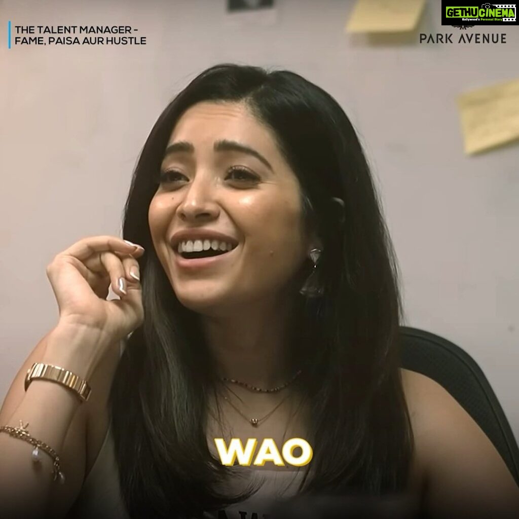 Asha Negi Instagram - Kritika in her element! 🥰✨ The Timeliners & @parkavenuestyleup present ‘The Talent Manager - Fame, Paisa Aur Hustle’. 💪 EP 01 & 02 out now! Link in bio ✨ #TheTalentManager #ParkAvenue #ParkAvenueStyleUp #TTL #TheTimeliners