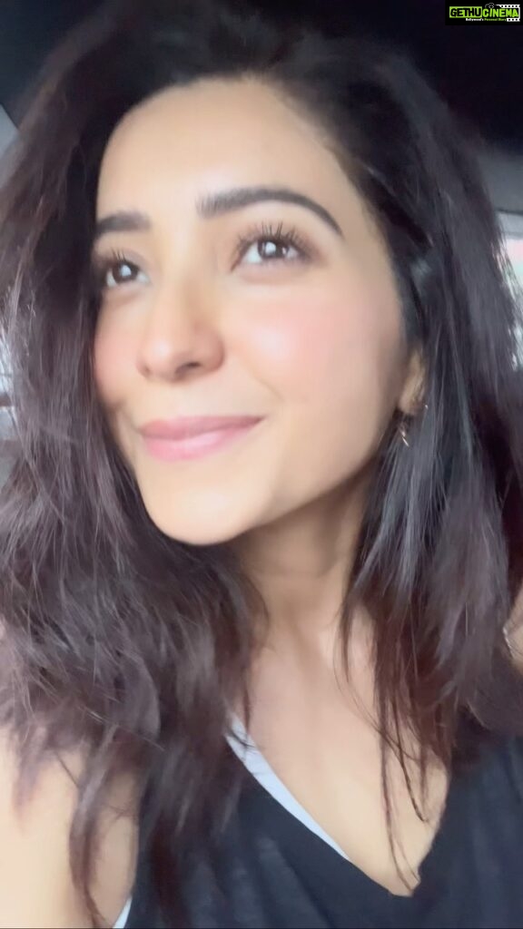 Asha Negi Instagram - Previously on life’s randomness.. Ps. obsessed with this song!🥹