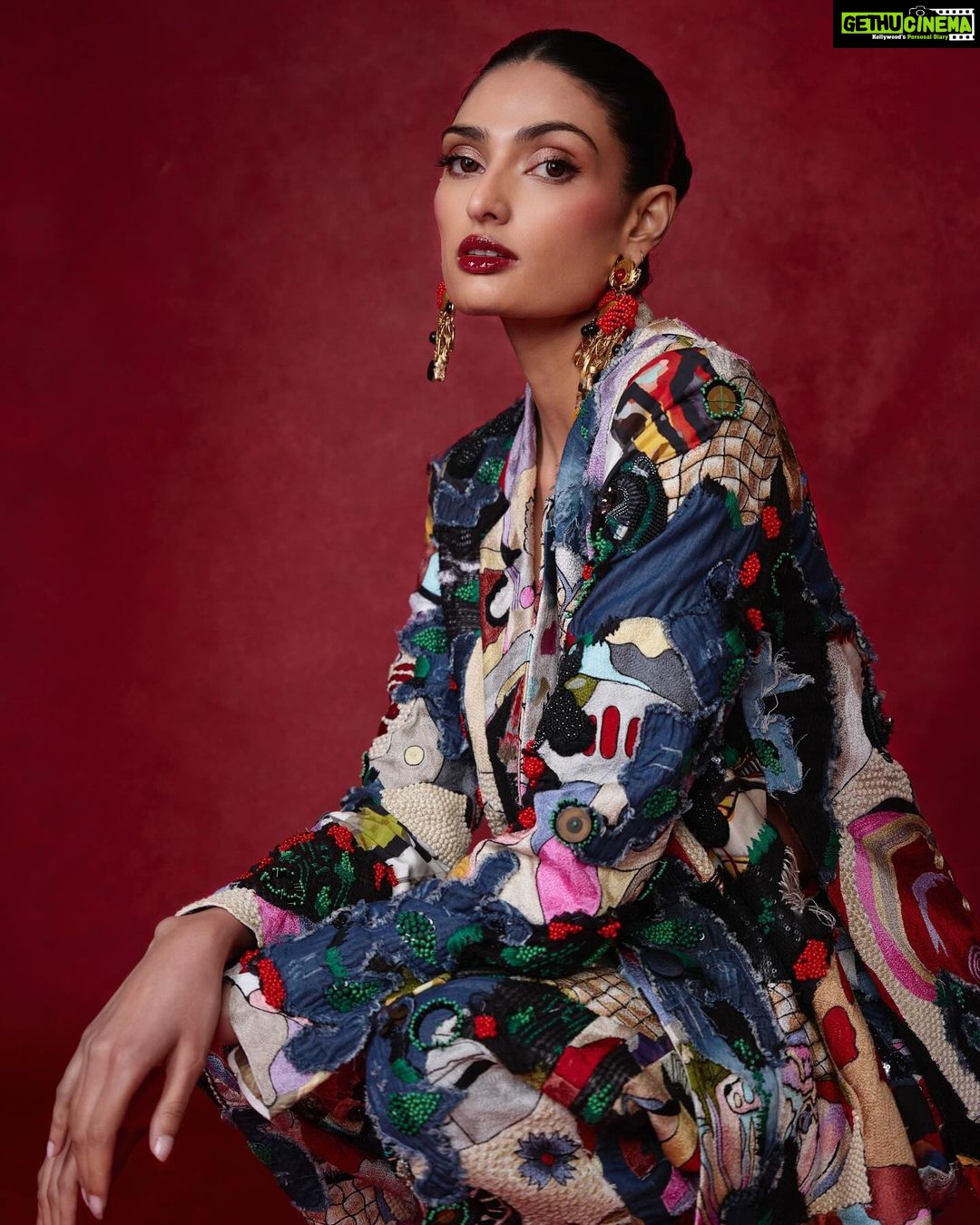 Athiya Shetty Instagram - Last night in @akok.in for the amazing @jioworldplaza ♥️
