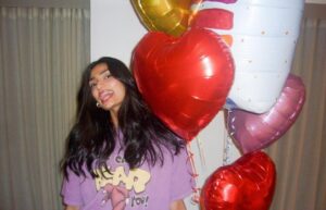 Athiya Shetty Instagram - Thank you for the birthday love and blessings 🦂💕🍰