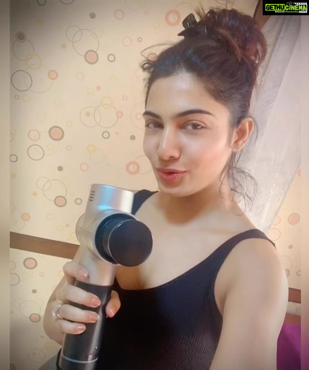 Avani Modi Instagram - Hey guys today I went to Bandra @dr_adnan_badr clinic for the #physiotherapy session. Had much needed deep tissue release and the best part was these interesting tools he used for the treatment. It’s call IASTM (instrument assisted soft tissue mobilization) and Thergaun (for myofacial release). Feels extremely relaxed and rejuvenating. Book your appointment for the multiple therapies and treatments. #avanimodi #instagood #instagram #relax #massage #life #happiness #mood Mumbai - मुंबई