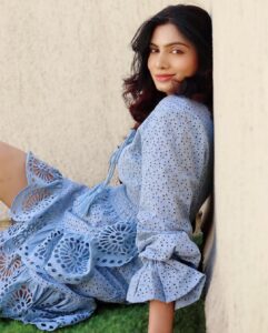 Avani Modi Instagram - The season of self love 💕 

Captured by: @mayank99683 
MU&HAIR: @glam_bydisha 
Dress: @howwhenwearclothing 

#avanimodiofficial #photoshoot #look #love #life #live #instagram #instagood #style #fashion #beauty #actorslife #happiness