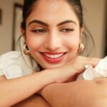 Avani Modi Instagram - Eyes like a shutter….mind like a lens. #avanimodi #photography #closeup #make up #smile #live #laugh #life #instagood #instadaily #mood