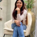 Avani Modi Instagram - When u r twinning with the interior of your room 🥰 Clicks: @jayphotographer5663 Venue : @azuresalonandnails Credit : @sainiproduction #winter #love #life #live #hope #mood #instagood