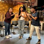 Avani Modi Instagram - Kya Ye hain Modiji Ki Beti? 🤯😱 . . Jaanne ke liye pahunchein apne nazdeeki cinema gharon me, aaj yaani 14th October 2022 se! 🤯 . . Aur comment karke btayein! 🤔 . Do not forget to follow us for more! @foodmunchiezz @avanimodiofficial #foodmunchiezz #modijikibeti #mjkb #bollywood #comedy #explore #instagram