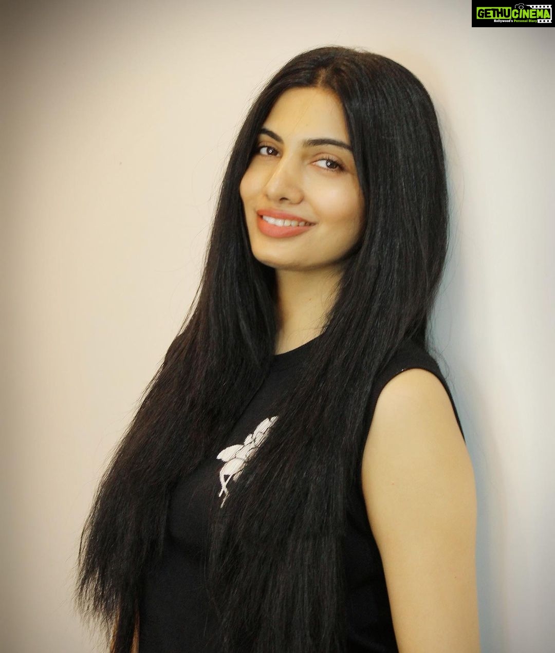 Avani Modi Instagram - Lakme salon Thaltej @lakmesalonthaltej owner-@dranjali006