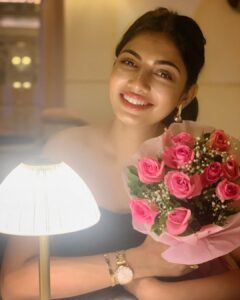 Avani Modi Instagram - A year wiser, nicer, happier and stronger me. Thank you all my family, friends and well wishes for making my birthday special. 
I am grateful to God for this beautiful gift called #life. 

#loveyou #mybirthday #happyme #gratitude
