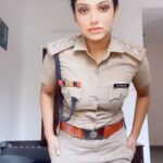 Avanthika Mohan Instagram - After a fight scene under the sun.. Dance toh banta hai Boss! 👿 #trending #explore #dance #danceyourheartout #reelsinstagram #reels #tbt #tiktok #trendingreels #viral #reelkarofeelkaro