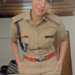 Avanthika Mohan Instagram - ASP Sreya Nandini on Mapopo 😄 #mapopochallenge #reels #reelsinstagram #explore #instagram #reelitfeelit #ips #thoovalsparsham #trendingreels #tbt #reelsvideo