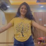 Avanthika Mohan Instagram - I love the way you groove! 😉 #trendingreels #explore #trending #trendingnow #explorenow #dance #groove #instagram #instagood #viral #reels #reelsvideo #video #world