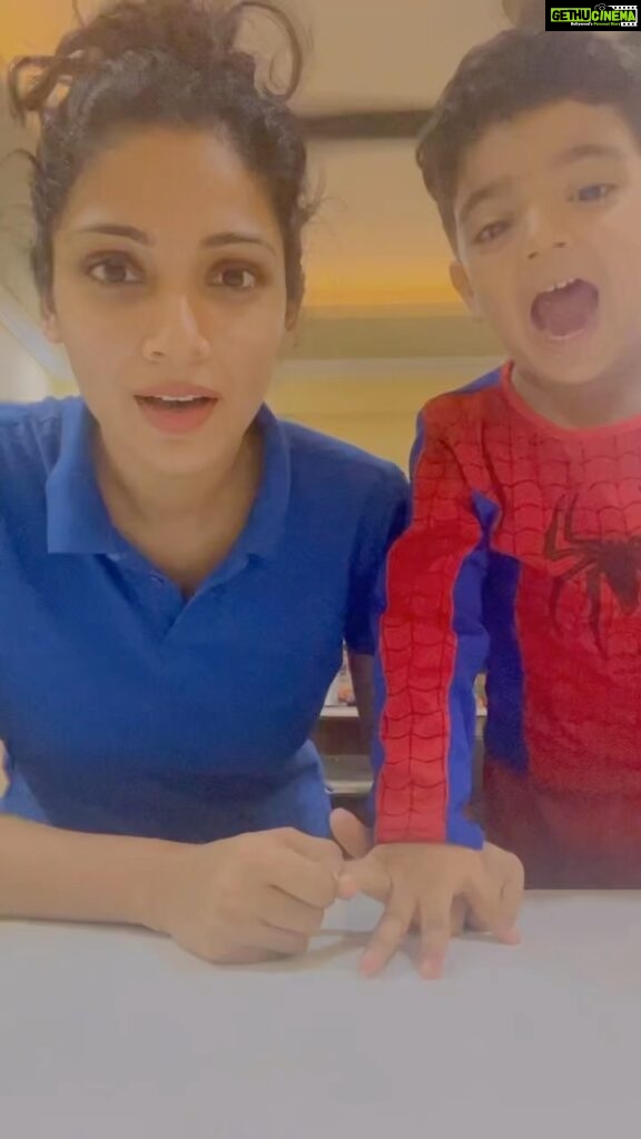 Avanthika Mohan Instagram - Oh my my!My little ones expression “you come to me or call me”😂 His slow mo is the highlight Look at his swag 😍😃 With my 3year old dance partner ❤🧿 Proud mumma #trendingreels #gime #trending #reelsvideo #reelitfeelit #dance #motherandson #explorepage #trendingnow #explore #instagramreels #instagood #viral #love #mylove #tbt #reelsindia #reelsinstagram #reelsviral