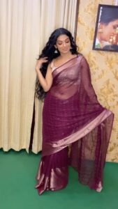 Avanthika Mohan Instagram - Feeling beautiful 😍
Many says I should wear sarees more often well You are right I should 
And every time I wear saree,my mind is like “Dhak dhak karne laga”

MUA @roshnistvm 
Costume Avantika creations
Stylist @roshnistvm 

#reels #trendingreels #trending #explore #explorepage #saree #indian #reelsinstagram #reel #sareelove #tbt #bollywoodsongs #viral