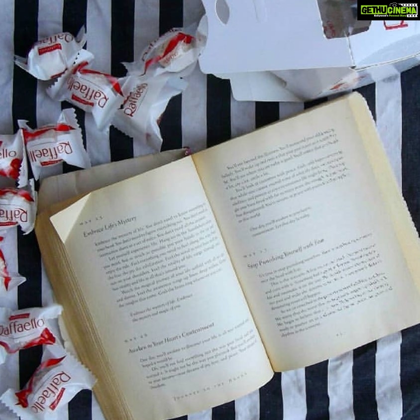 Avanthika Mohan Instagram - Oh man! Chocolates and books are such a great combo My new hobby and trust me I get so much satisfaction and feel good when I read something informative and positive. Thanks to Captain Sahaab he keeps telling me when you get time READ… Lots of books and less time! I can’t wait to read Me before you. #hobby #booklover #readingtime #instagram #instagood