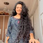 Avanthika Mohan Instagram - A Good hair day❤️ #reelsinstagram #reels #reelsvideo #reelsindia #reelitfeelit #feelitreelit #reelkarofeelkaro #instagram #instafood #video #explore #explorepage #tbt #reelsindia #trending #dance #hair #longhair #bollywoodsongs #happiness #songs #happy