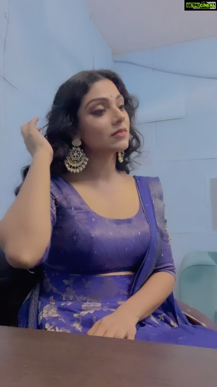 Avanthika Mohan Instagram - ❤️ #loveyou #avantikamohan #reels #ennasolla #dhanush #samantha #saree #sareelovers #explore #tamil #trendingnow #trending #explorepage #fyp #video #reelitfeelit #feelitreelit #love #tollywood #expression
