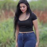 Avanthika Mohan Instagram - Stay Gold! 🧡💫 This song is addictive ❤️ Outfit @hm MUA @hillview_beautyparlour Video courtesy @_lalu_photography_ #reels #trendingreels #trendingsongs #explore #jaaniya #bollywood #reelitfeelit #reelkarofeelkaro #mallu #mollywood #tiktok #reelsinstagram #reelsvideo #love #instagram
