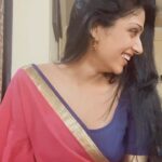 Avanthika Mohan Instagram - 90s baby #bollywoodsongs #reelsinstagram #love #explore #reelsvideo #loveisintheair #instagram