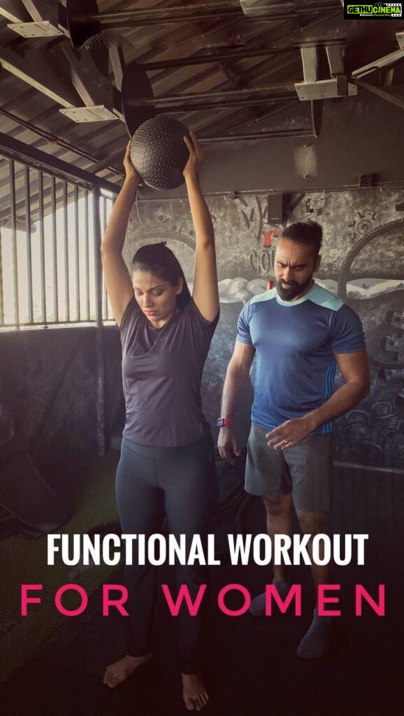 Avanthika Mohan Instagram - This workout is specifically designed for @avantika.mohan as 30min was the max she could spend.So it’s not about how much you do,it’s about how efficiently and effectively you can do!! Supplement sponsor @absolutenutritionofficial Edit @sabariaj and my self #womensfitness #fitness #fitnessmotivation #womenshealth #workout #gym #mensfitness #weightloss #personaltrainer #motivation #fitnessjourney #fitfam #healthylifestyle #fit #exercise #health #bodybuilding #training #gymmotivation #fitspo #womensupportingwomen #gymlife #homeworkout #yoga #healthandfitness #girlswholift #strongwomen #fitnessmodel #strengthtraining #instafit