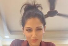 Avanthika Mohan Instagram - Why not cause it’s trending💃🏻 #reelsinstagram #explore #dancereels #dance #reelsindia #trending #instagood #reels #trendingnow