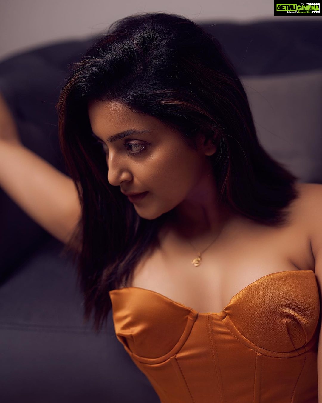Avantika Mishra Instagram - Here and now! π«πΈβοΈ . . πΈ @i_ak_photographer