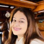 Ayesha Jhulka Instagram - “Minds may forget but hearts don’t “ #mindset #mind #mindbodysoul #heart #oneheart #feelings #feeling #feel #forget #noworries #look #happy #love #endless #endlesslove #aj #instagram #instagood #instadaily #instamood #wednesday