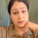 Ayesha Jhulka Instagram - It takes a smart teacher to tame over smart students 🤷‍♀️😜😂😂 #teach #teaser #oversmart #smart #lesson #funnyvideos #funny #laugh #smile #behappy #comedy #comedyvideos #aj #instagram #instagood #instadaily #😂 #monday #mondaymotivation #mondaymood #mondays #mondayfunday