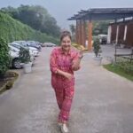 Ayesha Jhulka Instagram - May everyone experience the grace of the Divine Feminine. Happy Navratri #navratri #devi #garba #instagram #instagood #instadaily #thursday
