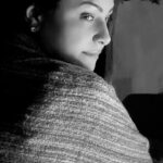Ayesha Jhulka Instagram - “Life is in color, but black and white is more realistic…” Samuel Fuller #blackandwhite #black #white #real #realistic #blackandwhitephotography #oldsongs #retro #music #songs #bollywood #instagood #instagram #instadaily #instamood #friday #fridayfeels #fridays