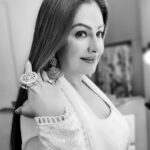 Ayesha Jhulka Instagram - "Black and white creates a strange dreamscape that color never can. " - Jack Antonoff #black #white #grey #colour #palettes #retro #aj #instagood #photooftheday #photo #instagram #instadaily #instamood #thursday #thursdays