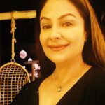 Ayesha Jhulka Instagram - “Yellow makes me feel warm and fuzzy all over.” – Anthony T. Hincks #yellow #warm #warmth #cosy #yellowgold #face #glow #glowup #glowingskin #aj #photooftheday #instagood #instagram #instadaily #friday