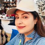 Ayesha Jhulka Instagram – Some sunshine is good for the soul, but I always make sure I wear a cap 🧢 😜

#cap #sunshine #sun #sunset #sunrise #cover #capcut #aj #instagood #instagram #photooftheday #photography #photo #instadaily #tuesday #tuesdays #tuesdaythoughts