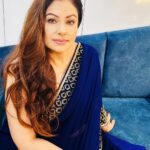Ayesha Jhulka Instagram – Life does not come with instructions on how to live, but it does come with trees, sunsets, smiles and laughter 😊😁

#smile #smiles #laughter #laugh #laughing #laughoutloud #smile😊 #smilemore #laughs #life #aj #photooftheday #instagood #instagram #instadaily #instamood #friday #friyay