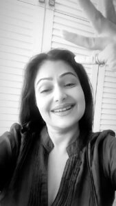 Ayesha Jhulka Instagram - Life is the name, Chaos is the game…😝🤣

#chaos #life #bringiton #confused #complicated #unpredictable #funnyvideos #funnyreels #funny #comedy #comedyvideos #comedyreels #aj #instagood #instagram #instadaily #insta #feelitreelit #wednesday #wednesdaywisdom #🤣 #😜