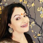 Ayesha Jhulka Instagram – “A simple smile. That’s the start of opening your heart and being compassionate to others.”— Dalai Lama

#smile #passion #kindness #compassion #easy #effort #peace #contagious #aj #photooftheday #instagood #instagram #instadaily #insta #thursday #thursdayvibes